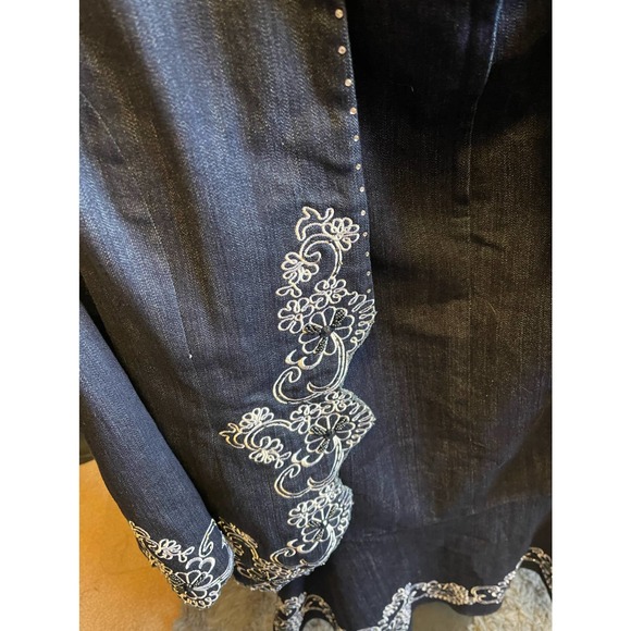 Odelish Jacket and Skirt - Picture 2 of 7